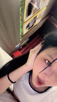 粉嫩媛媛 – 青春百褶裙白丝 [5P + 1V／699.6MB]