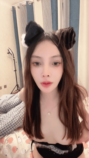 旺旺水蜜陶 – 9月25-10月4录播 美艳人妻御姐情趣制服 [9P + 5V／2.95GB]