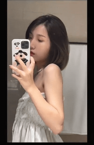[Secret cracked]顶级泄密 – 上饶美女被前男友流出生活照与小视频 [3P + 3V／205.7MB]